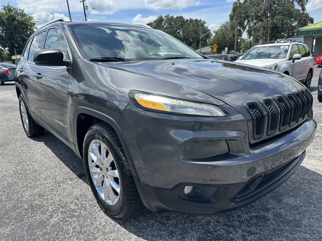 2016 Jeep Cherokee - $13,820