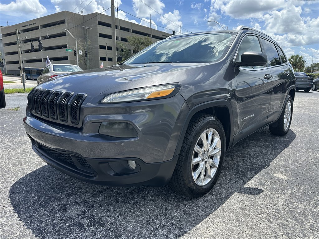 2016 Jeep Cherokee - $13,820