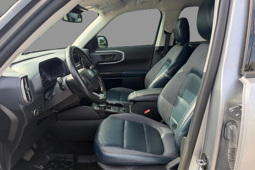 2022 Ford Bronco - $37,270