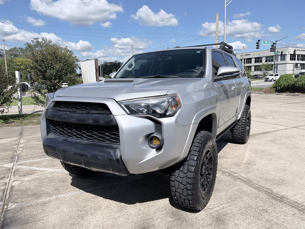2018 Toyota 4Runner SR5/SR5 Premium/TRD Off Road/TRD Off Road Premium/Ltd/TRD Pro