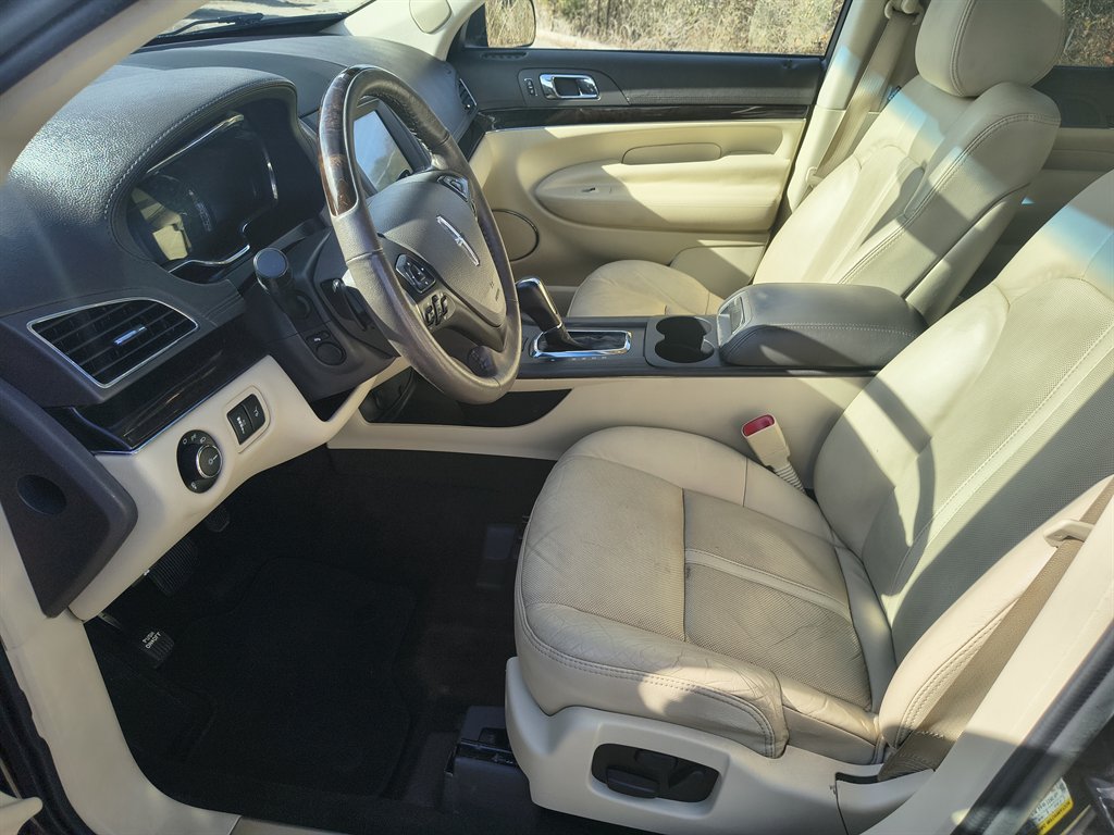 2019 Lincoln MKT