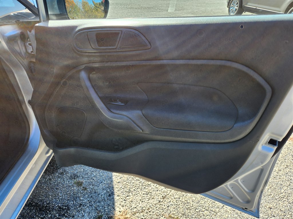 2018 Ford Fiesta - $4,900