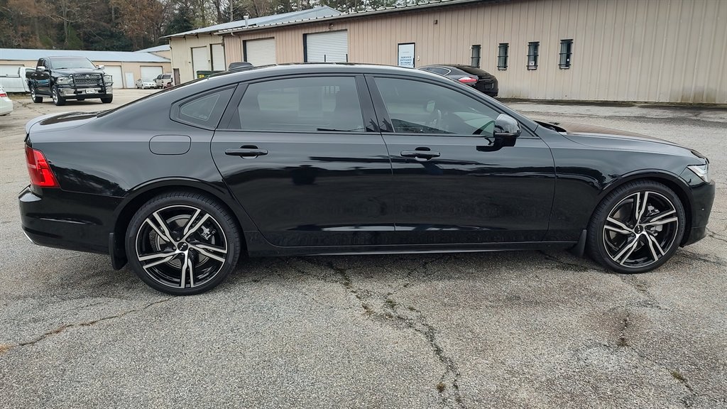 2020 Volvo S60 - $22,500