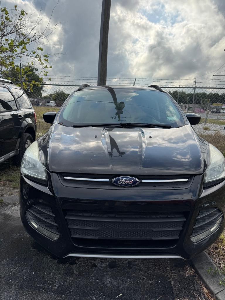 2015 Ford Escape - $5,900