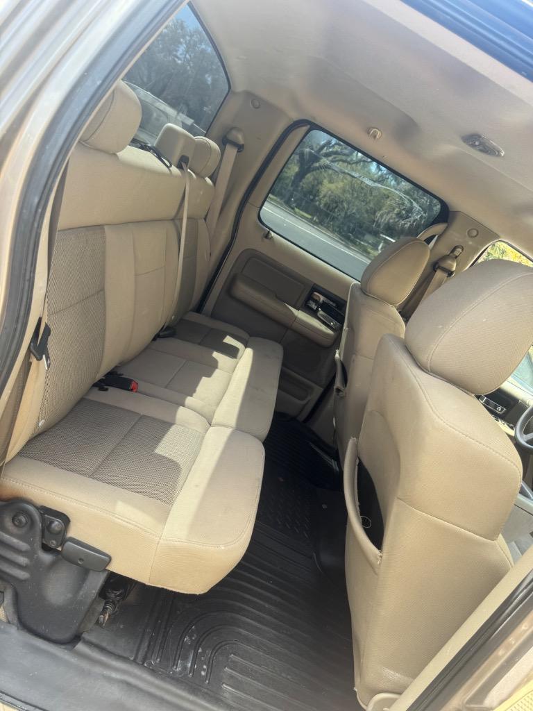 2005 Ford F150 - $4,400