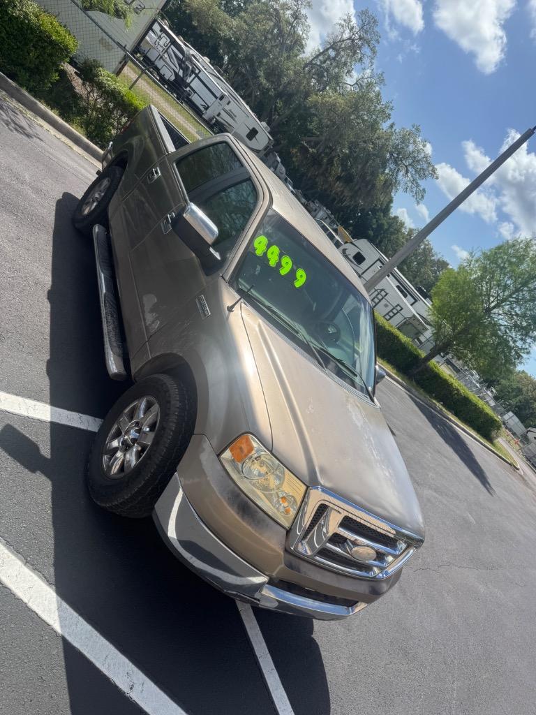 2005 Ford F150 - $4,400