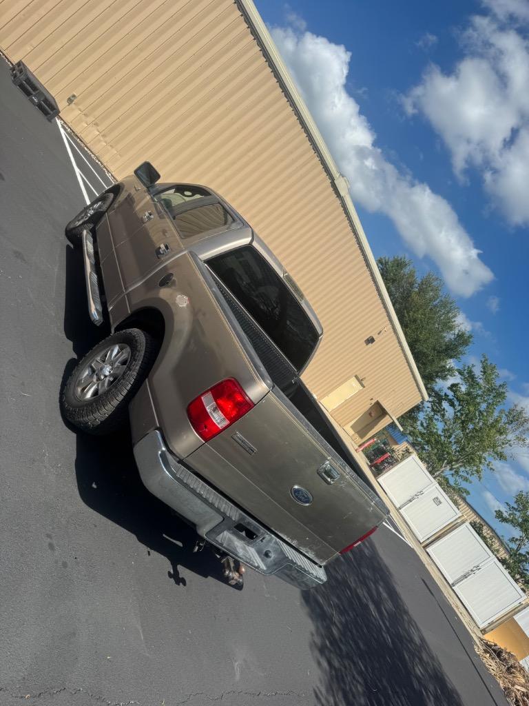2005 Ford F150 - $4,400