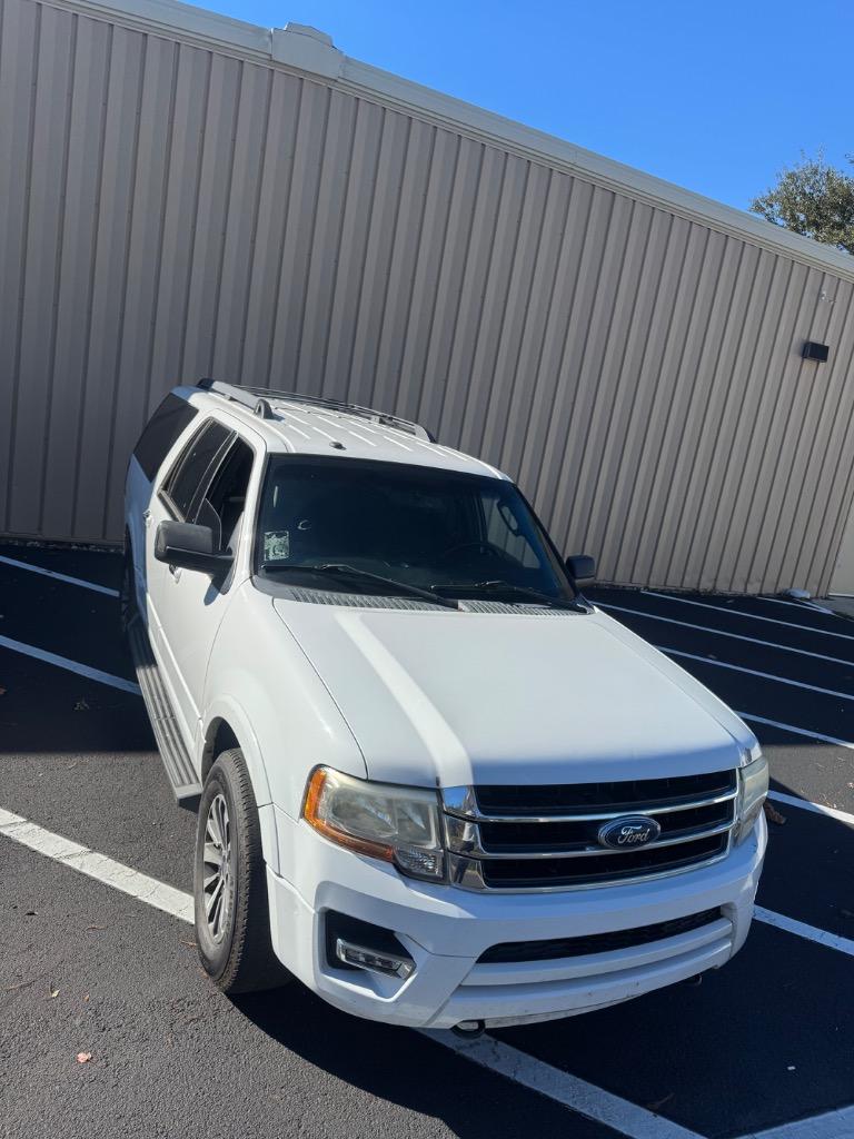 2017 Ford Expedition - $6,400