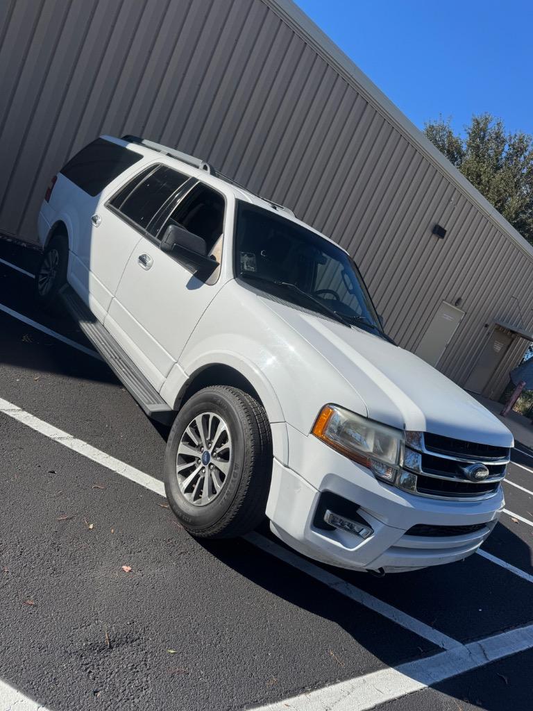 2017 Ford Expedition - $6,400