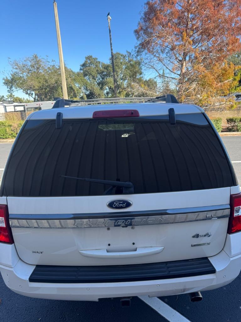 2017 Ford Expedition - $6,400