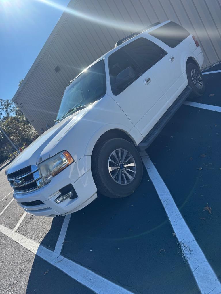 2017 Ford Expedition - $6,400