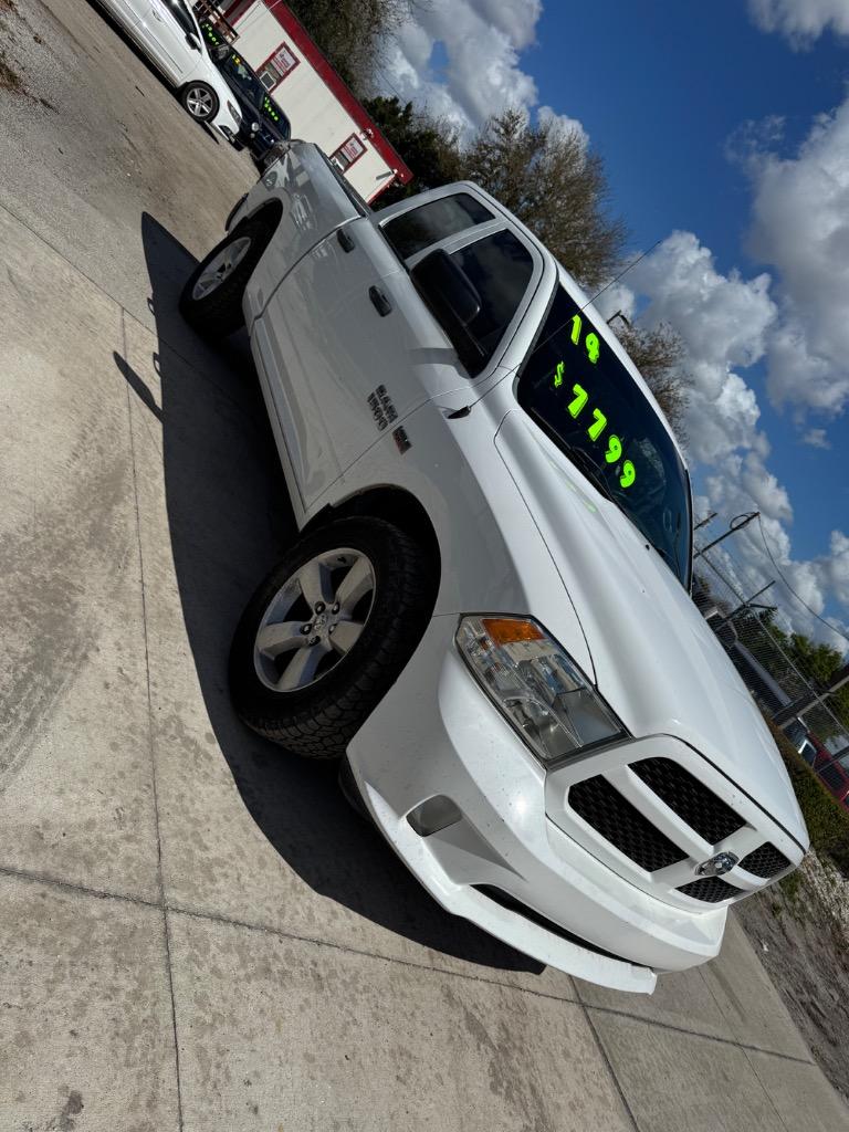 2014 Ram 1500 - $7,900
