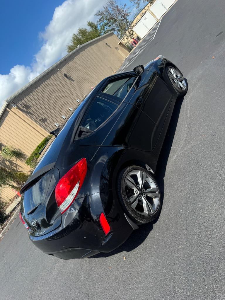 2014 Hyundai Veloster - $4,200