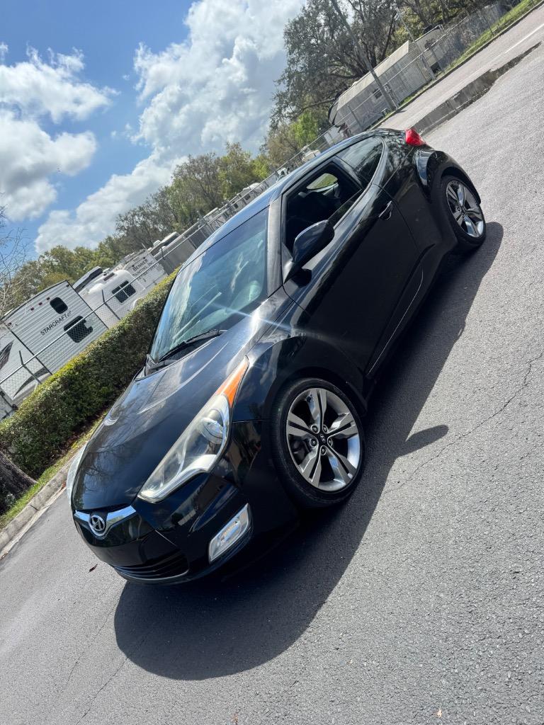 2014 Hyundai Veloster - $4,200