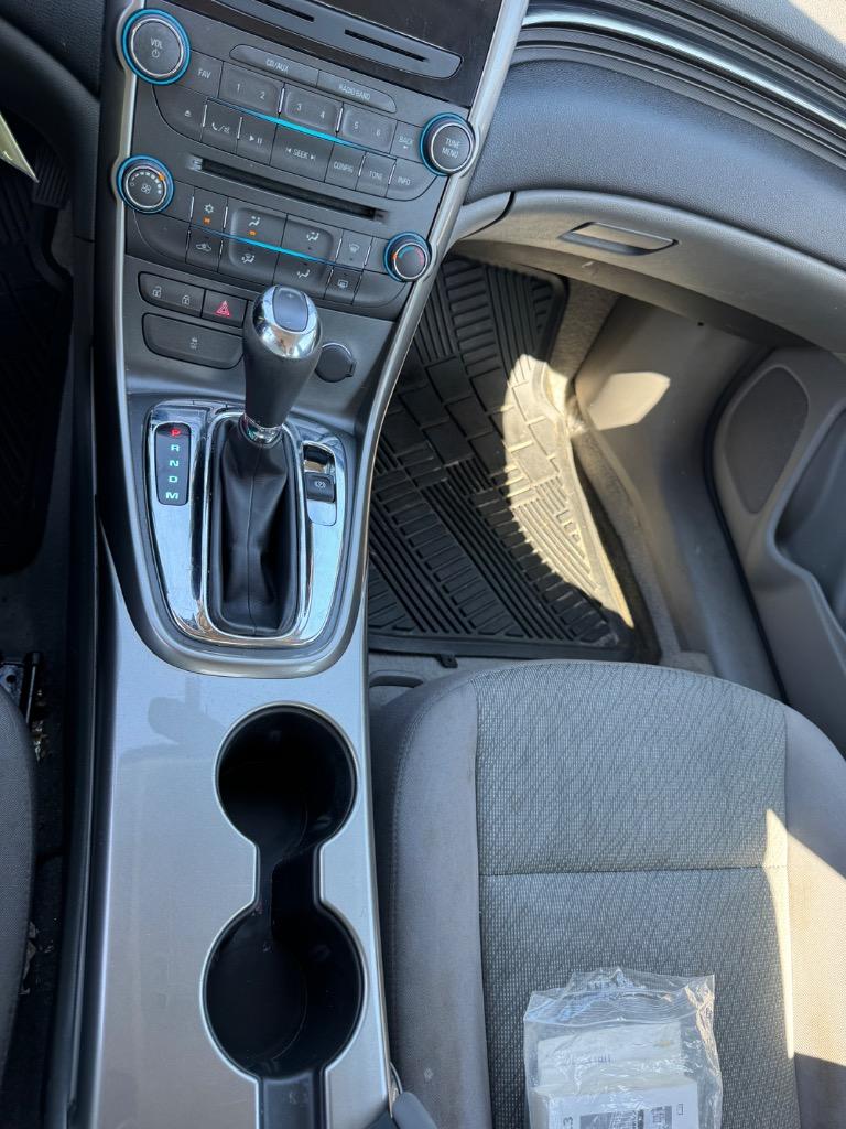 2013 Chevrolet Malibu - $4,999