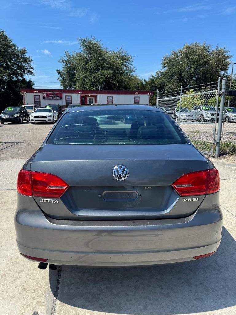 2011 Volkswagen Jetta - $3,699