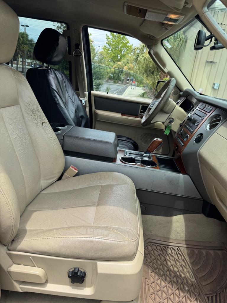2008 Ford Expedition - $3,699