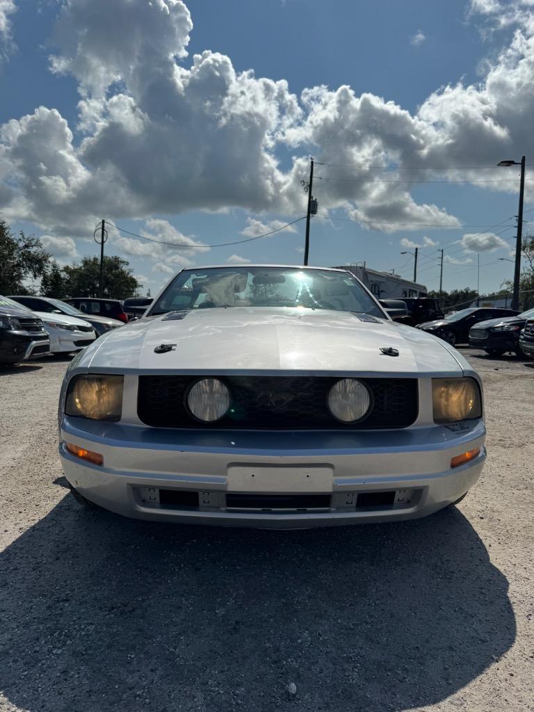 2005 Ford Mustang - $3,499