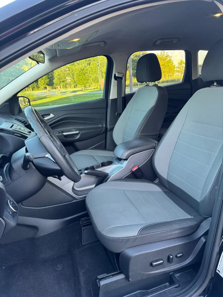 2016 Ford Escape - $5,800