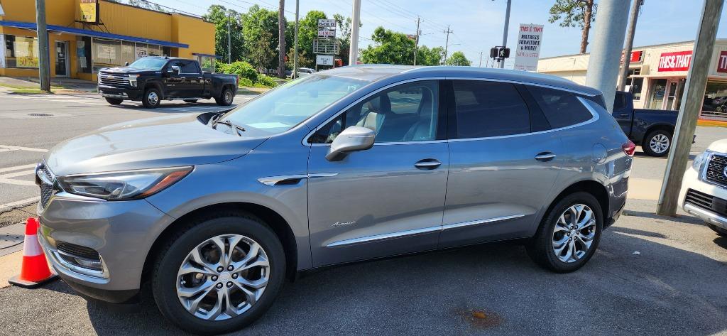 2018 Buick Enclave Avenir photo