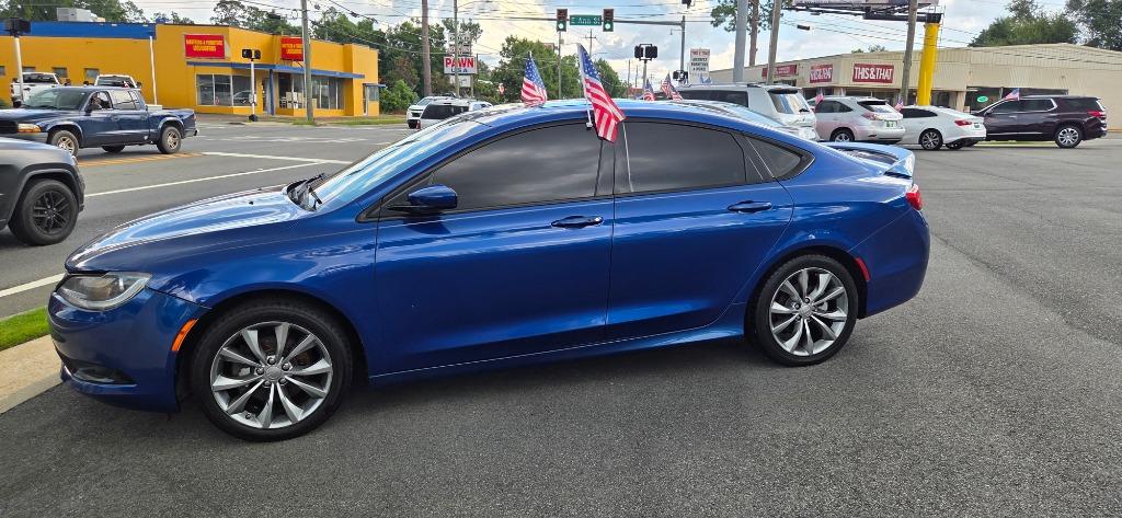 2016 Chrysler 200