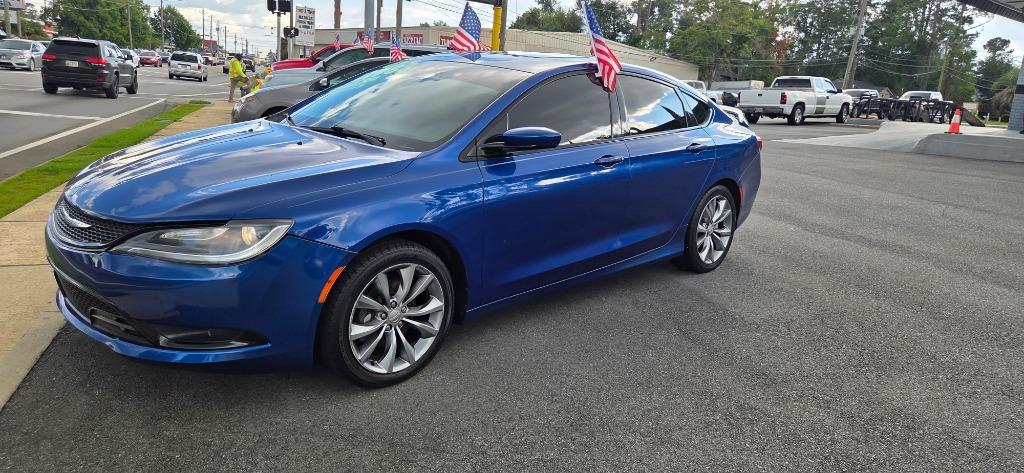 2016 Chrysler 200