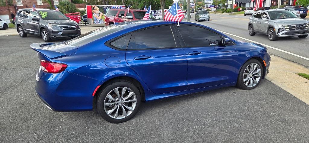 2016 Chrysler 200