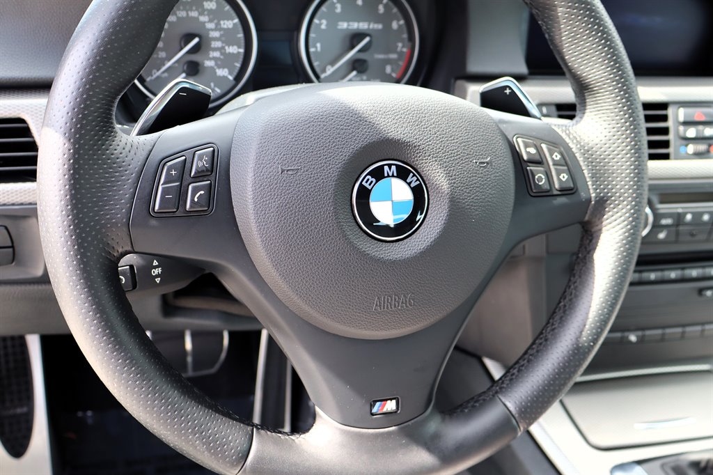 2013 BMW 3 Series - $21,995