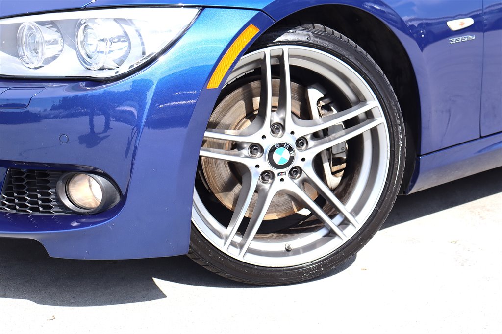 2013 BMW 3 Series - $21,995