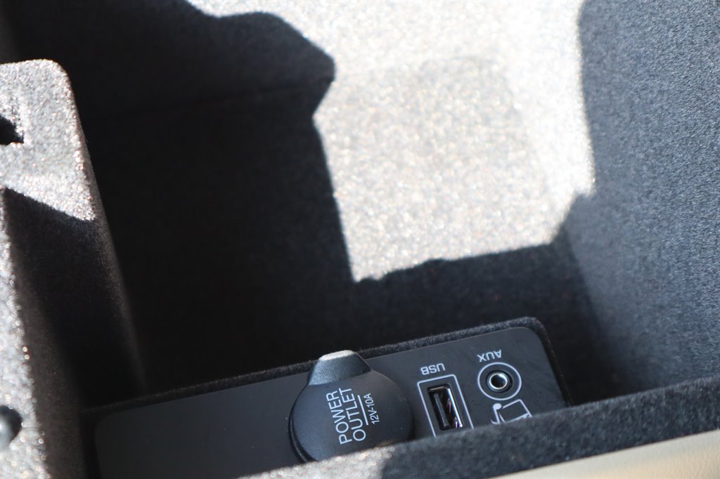 2013 Jaguar XF - $9,995