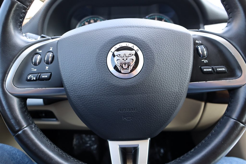 2013 Jaguar XF - $9,995