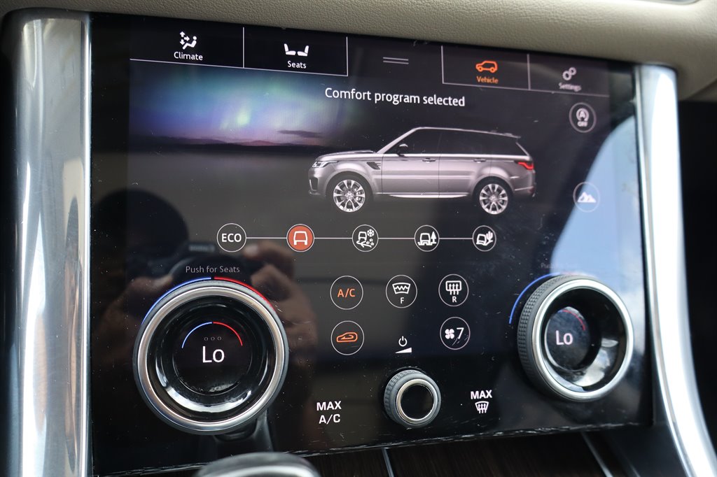2018 Land Rover Range Rover Sport - $17,995