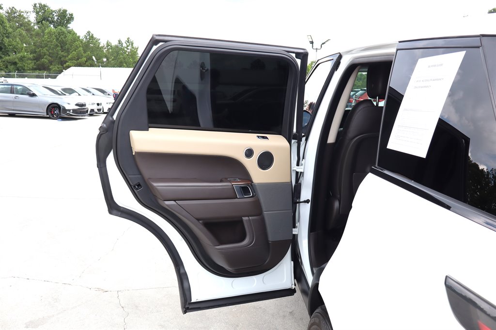 2018 Land Rover Range Rover Sport - $17,995