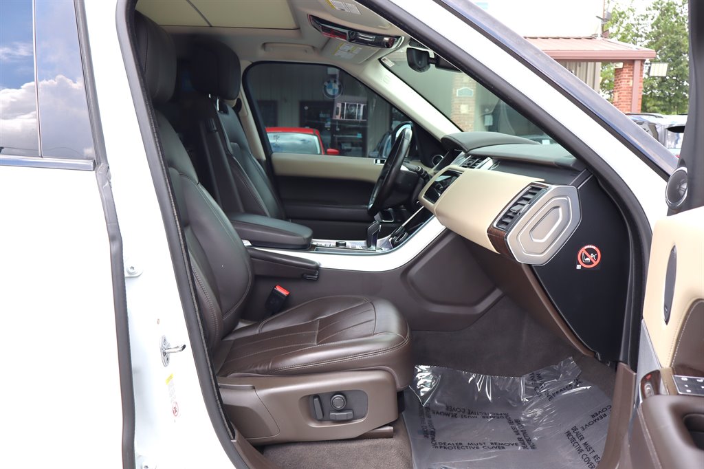 2018 Land Rover Range Rover Sport - $17,995