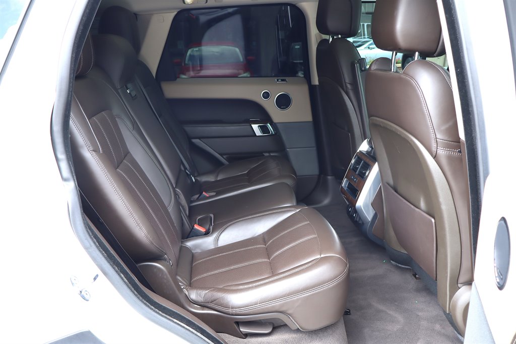 2018 Land Rover Range Rover Sport - $17,995