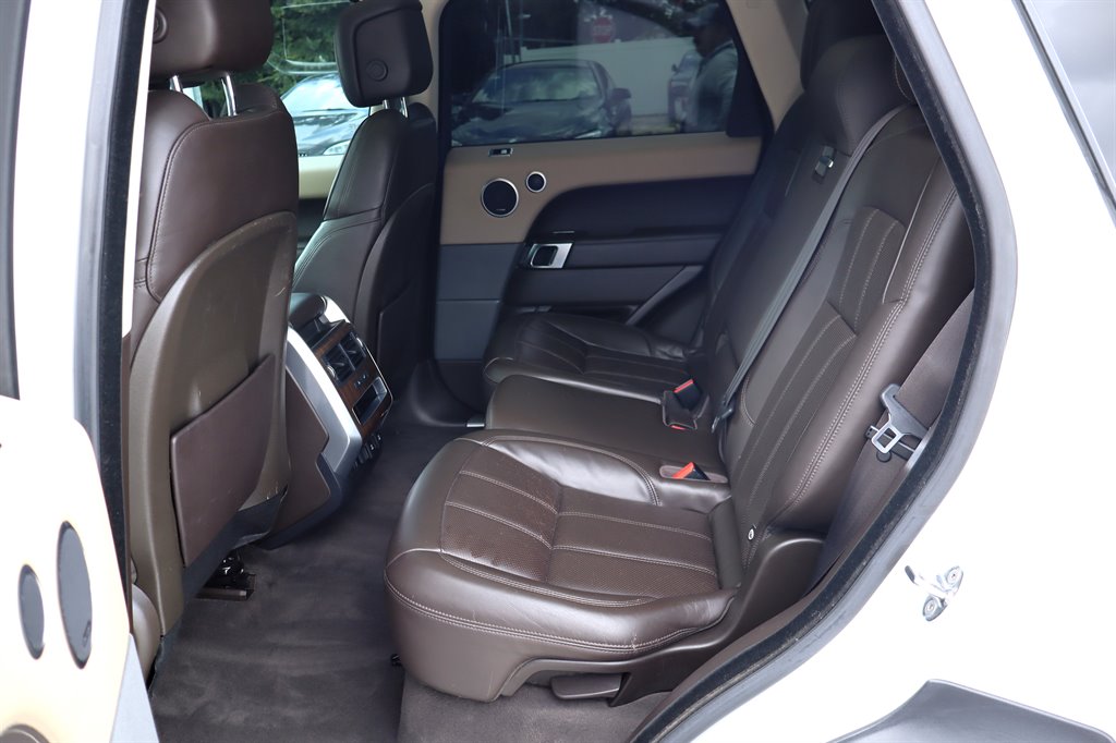 2018 Land Rover Range Rover Sport - $17,995