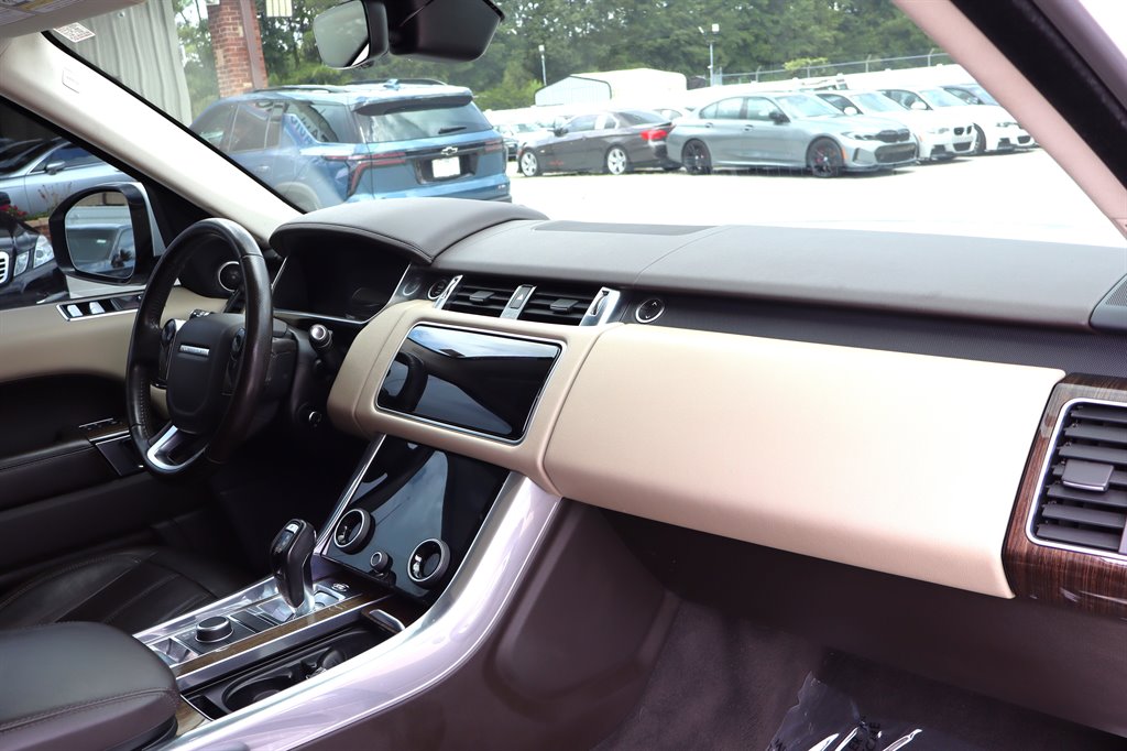 2018 Land Rover Range Rover Sport - $17,995