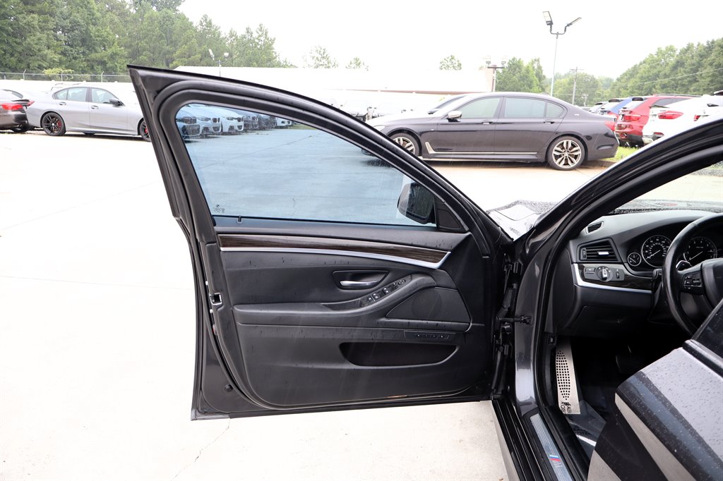 2013 BMW 550i - $9,995