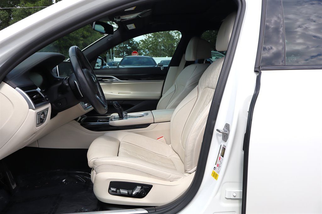 2020 BMW 740i - $23,995