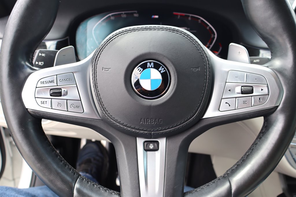 2020 BMW 740i - $23,995