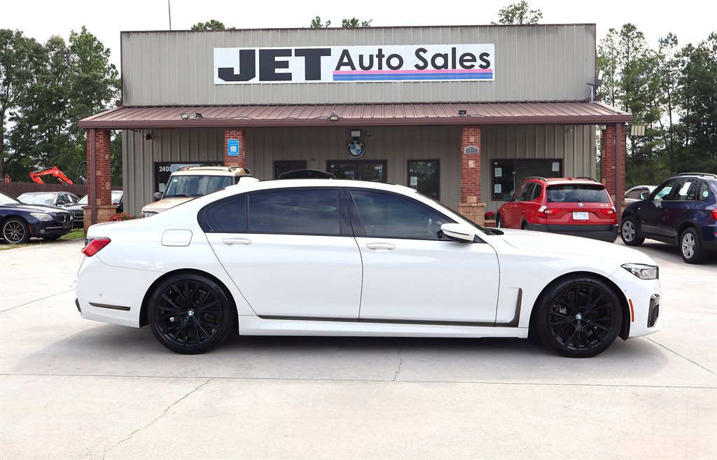 2020 BMW 740i - $23,995