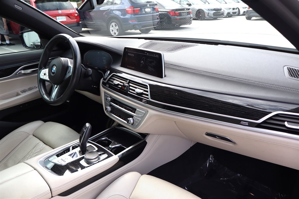 2020 BMW 740i - $23,995