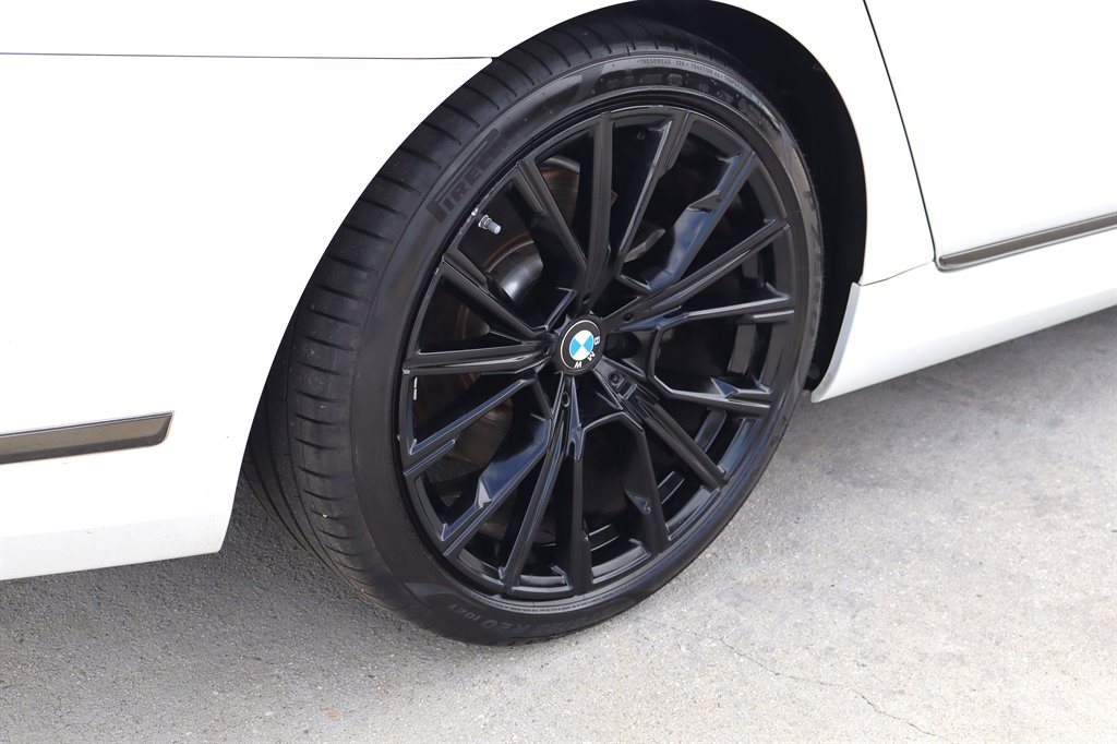 2020 BMW 740i - $23,995