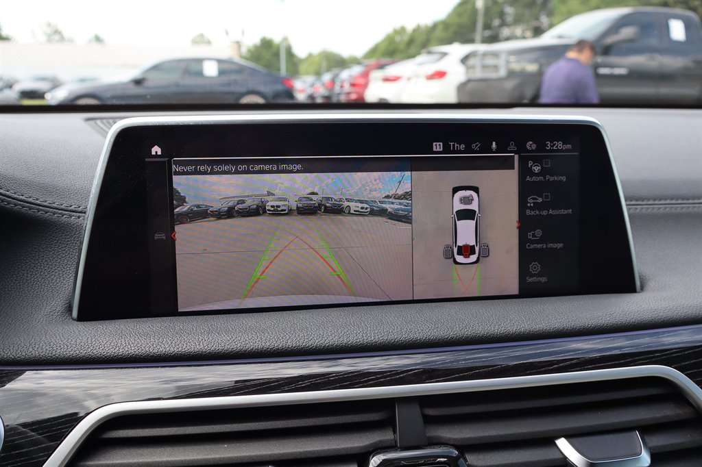 2020 BMW 740i - $23,995