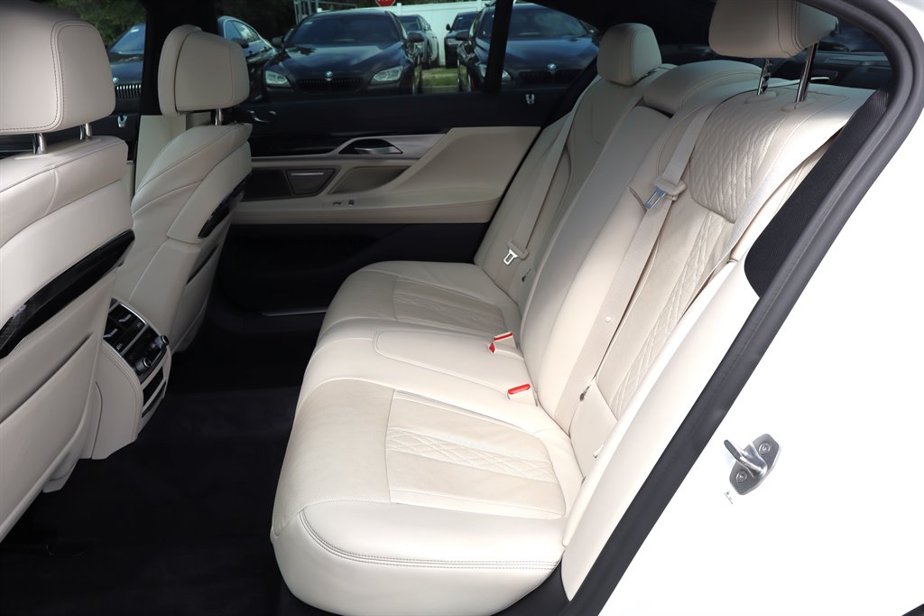 2020 BMW 740i - $23,995