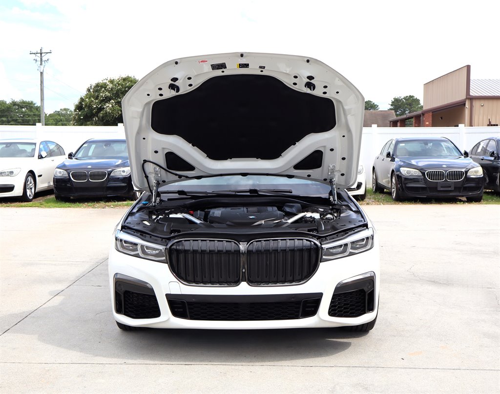 2020 BMW 740i - $23,995