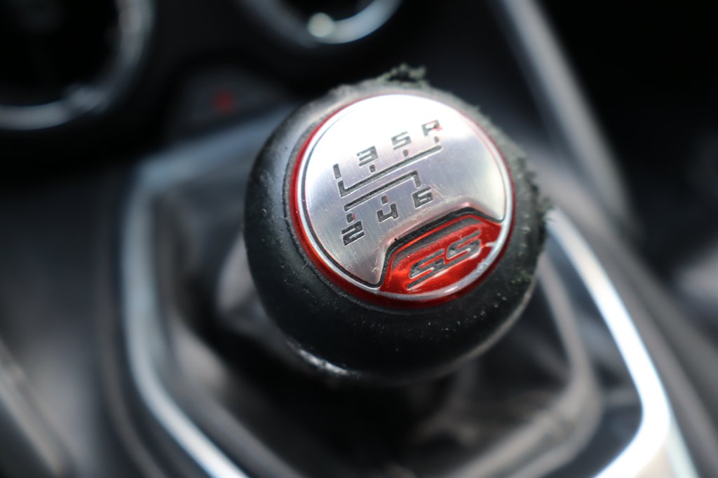 2016 Chevrolet Camaro - $29,995