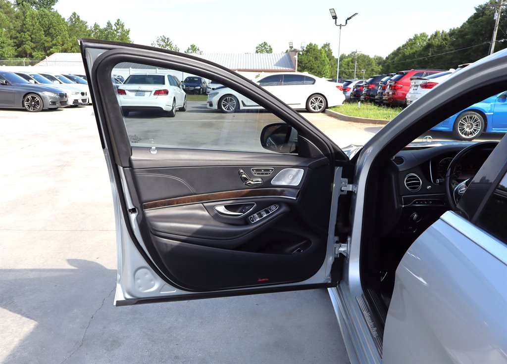 2015 Mercedes-Benz S-class - $18,995