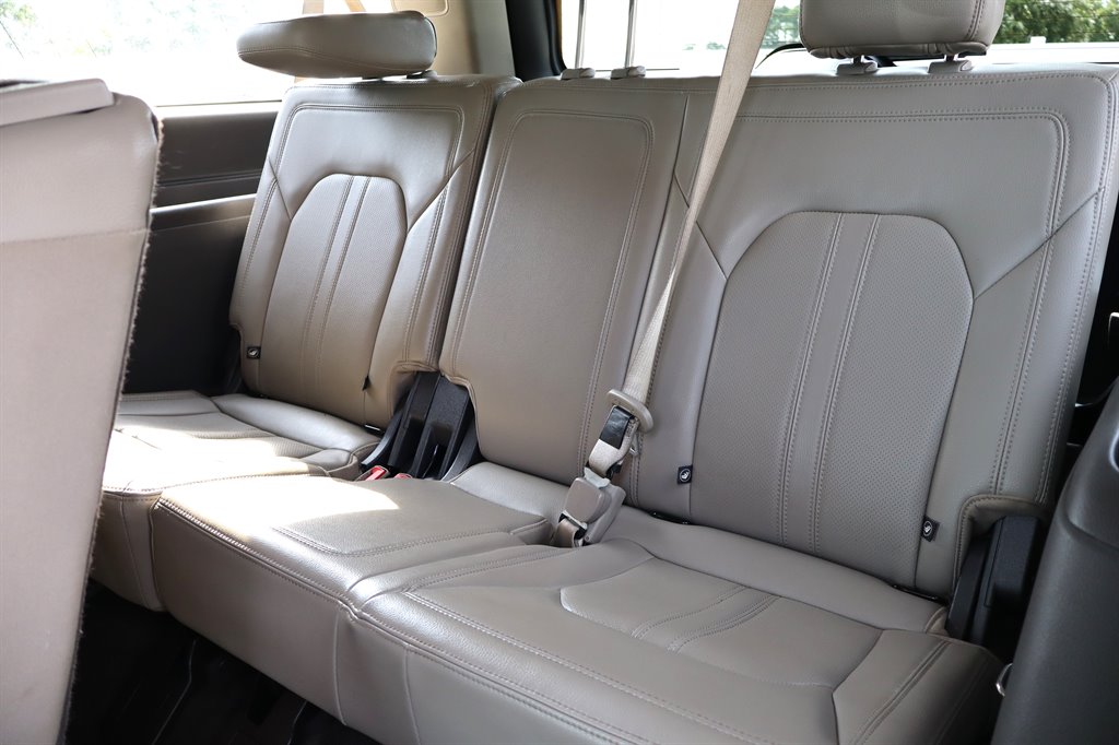2018 Ford Expedition - $17,995