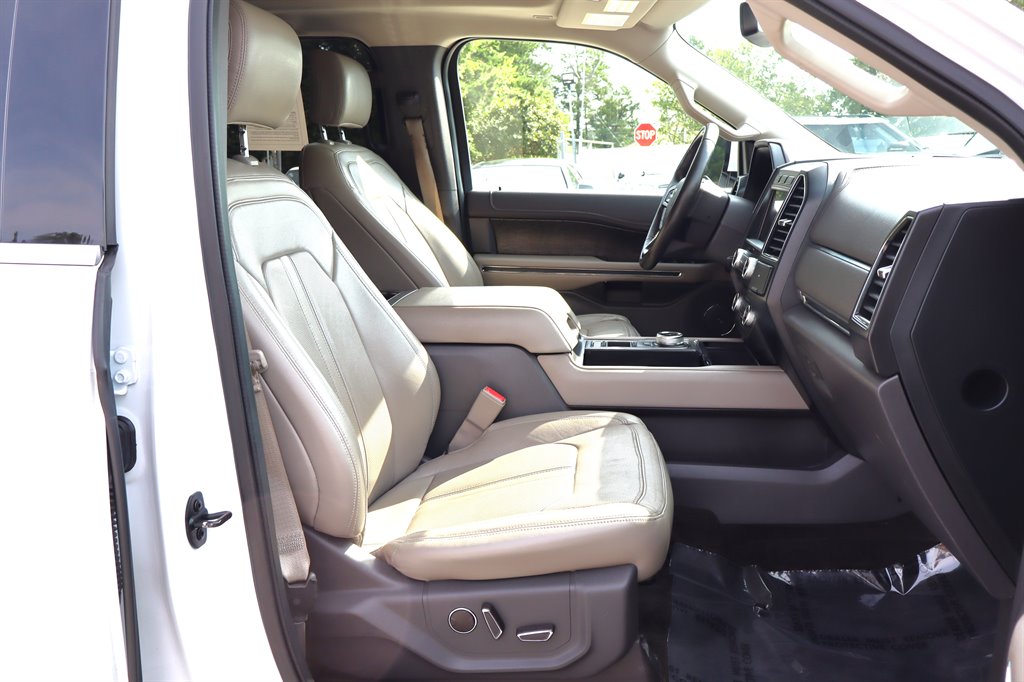 2018 Ford Expedition - $17,995